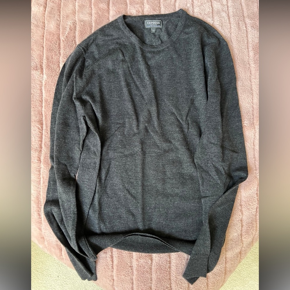 Express Modern Fit Merino Wool Sweater - Charcoal Gray, Size Large